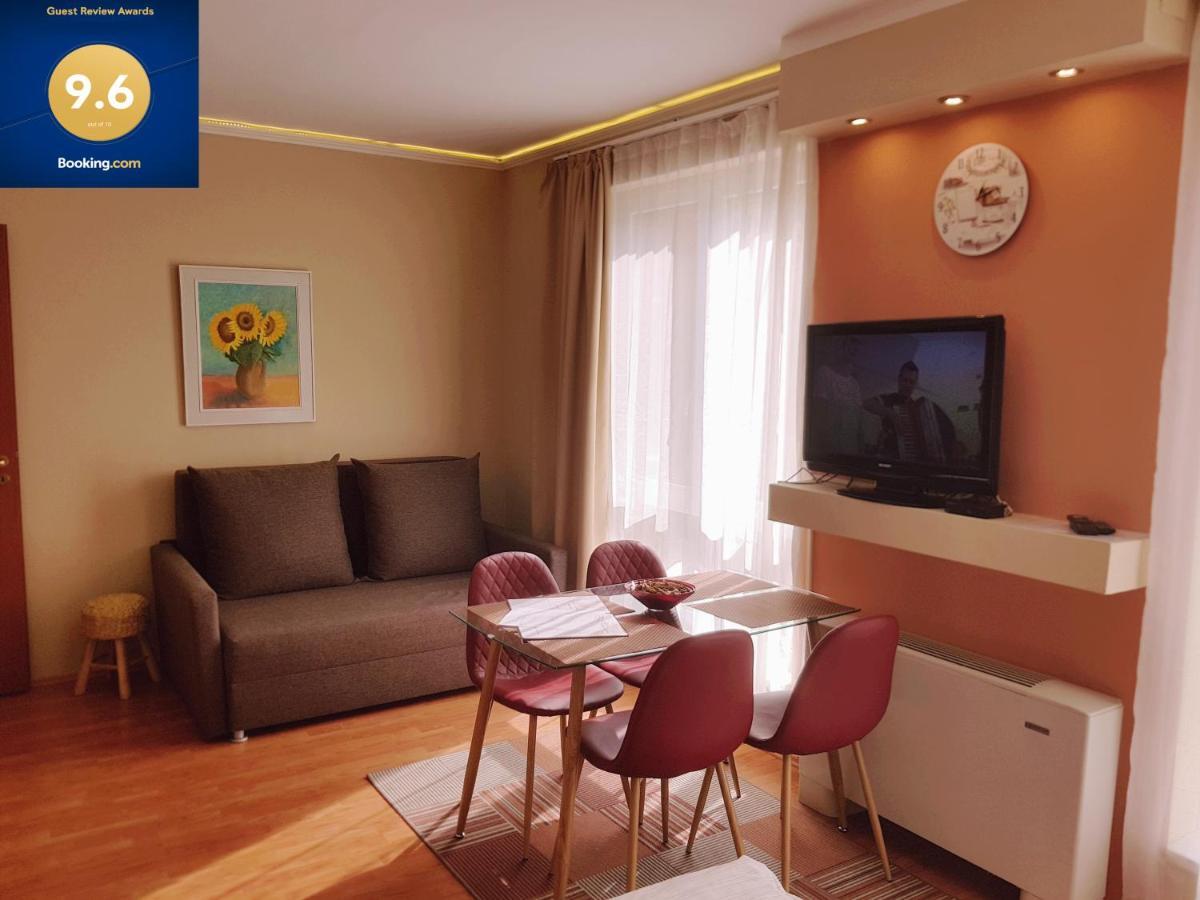 Lola Studio Apartman Hajduszoboszlo Luaran gambar